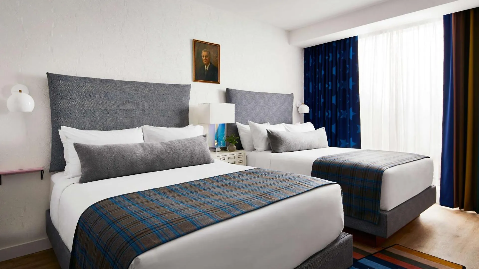 Graduate Roosevelt Island Hotel New York