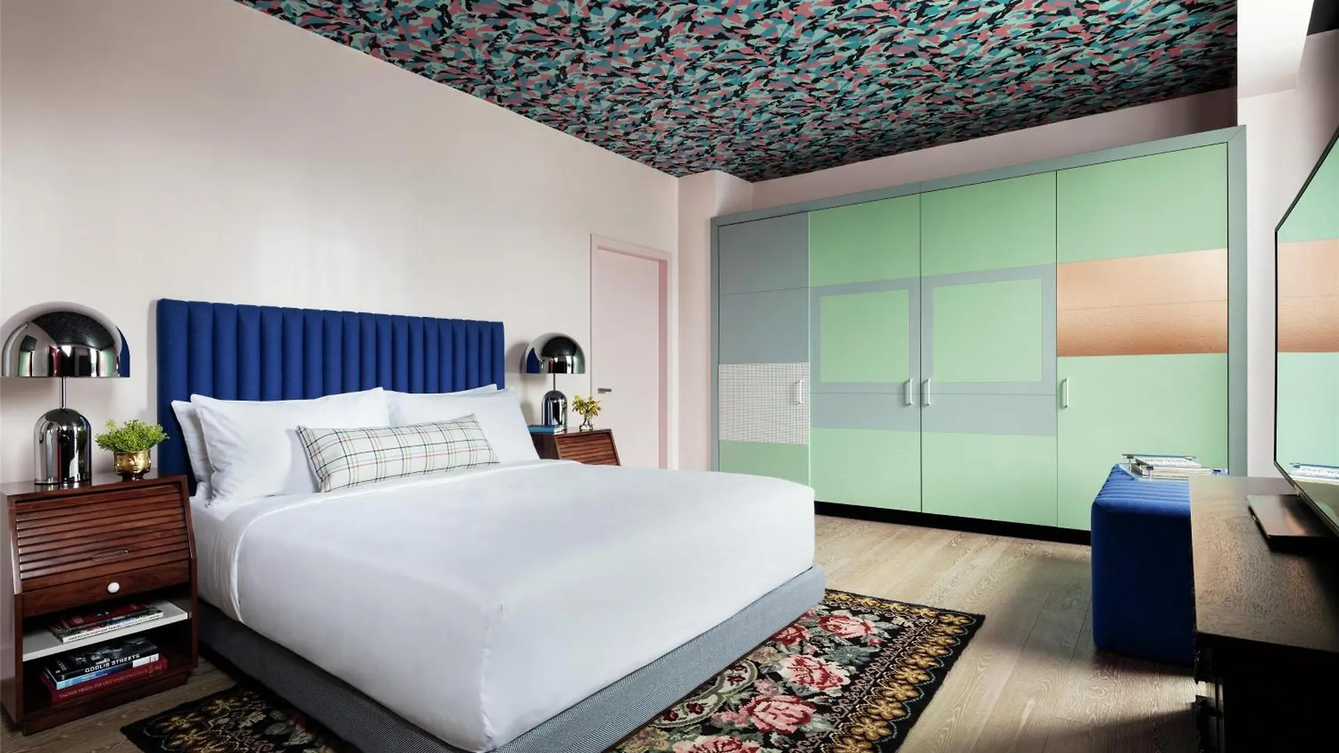 Graduate Roosevelt Island Hotel New York 4*,